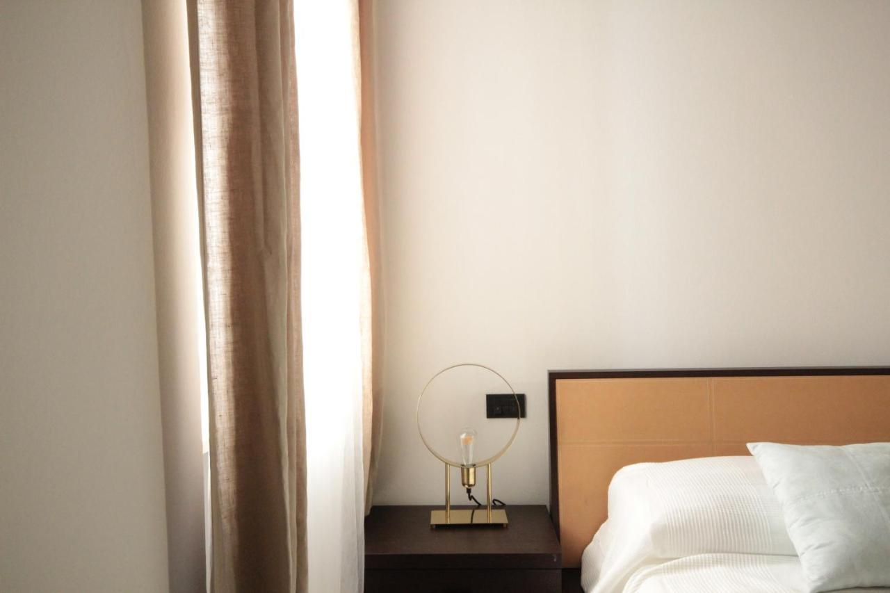 Interno 4 - Central Cozy New Flat デセンツァーノ・デル・ガルダ エクステリア 写真